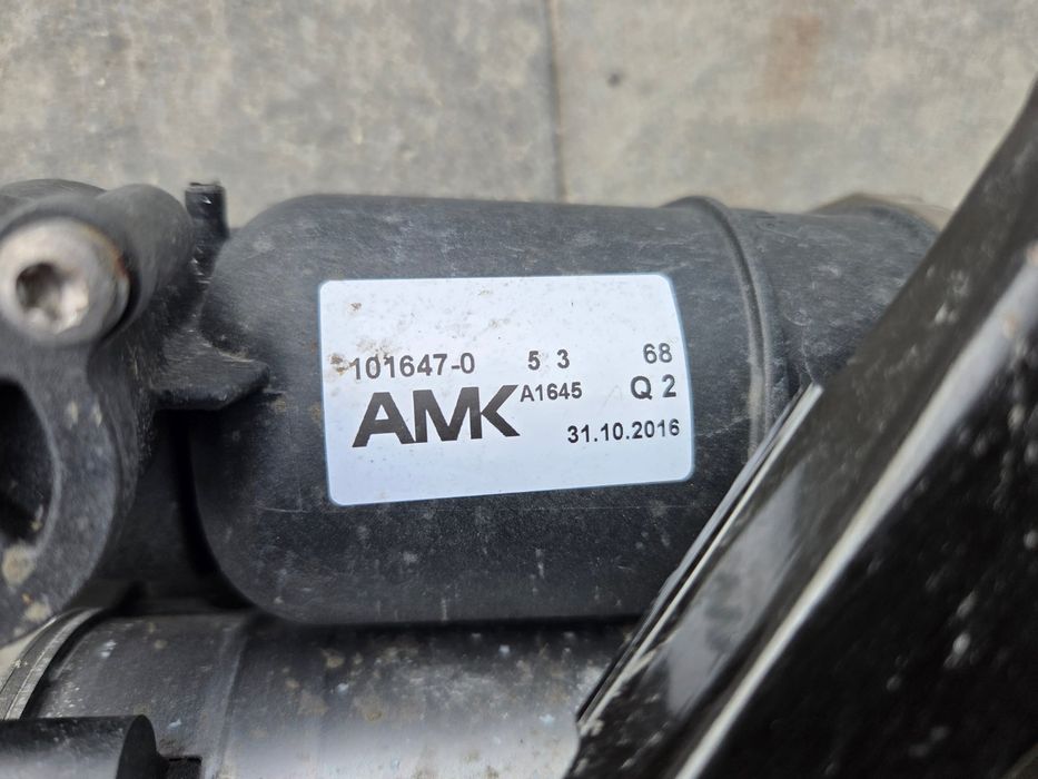 Kompresor zawieszenia NIVO BMW X5 E70 X6 E71 sprężarka 6859714 używana