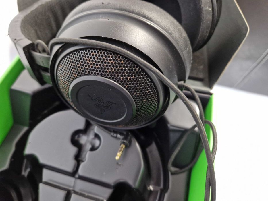 Auscultadores Gaming com Fio RAZER Kraken