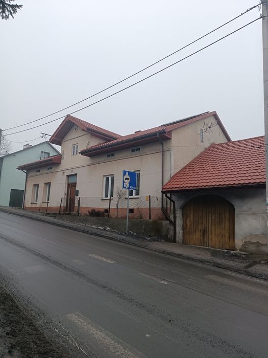 Dom pod lasem przy rynku w Alwernii pow.160 m