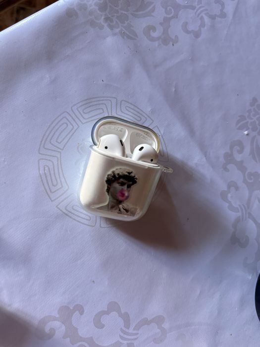 Оригінальні airpods 2