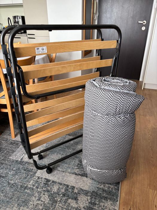 Łóżko polowe Jysk