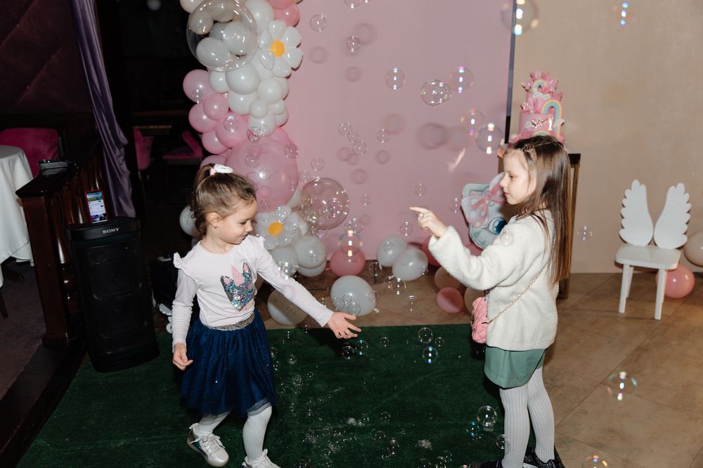 Аніматри Бульбашкове Шоу (мыльных пузырей )