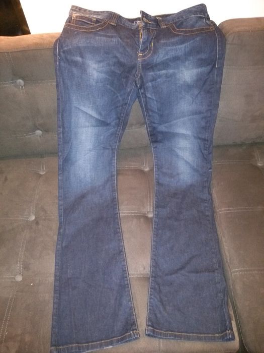 Guess spodnie rozmiar 30