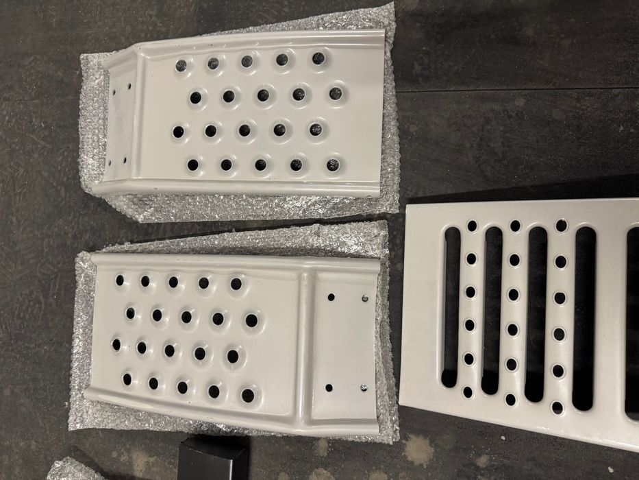 Najazdy rampy najazdowe