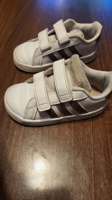 Buty adidas r.22 dziewczęce