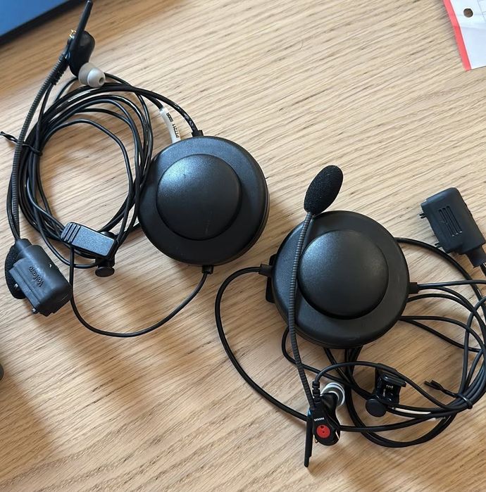 Intercomunicadores Árbitros - 3 Vokkero Squadra One + Phonak Headsets