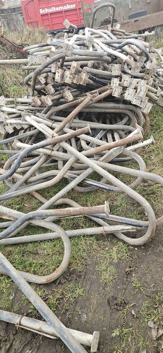 Stanowiska dla krów, agrafki, miejsca, legowiska