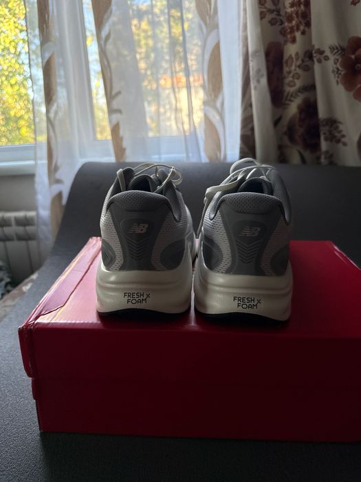 Чоловічі кросівки New Balance FRESH FOAM X KAIHA ROAD V2