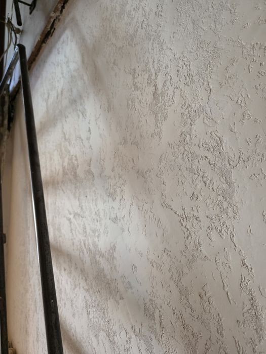 Продається двохповерховий гараж для проживання або під комерцію