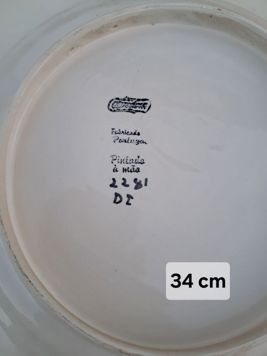 Prato grande pintado a mão