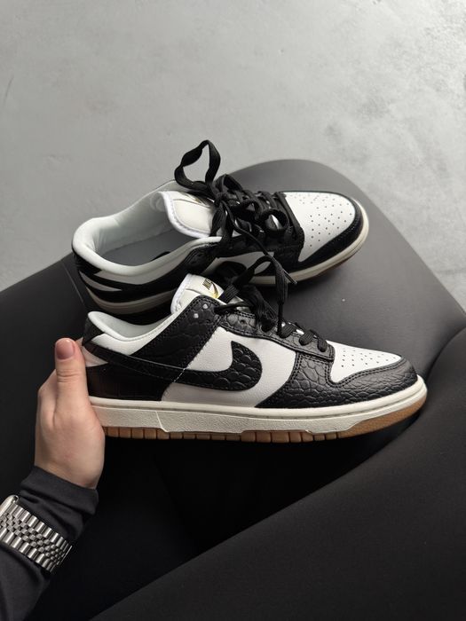 nike dunk low lx - купити чоловіче взуття - Ціна на OLX.ua
