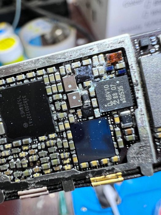 Ремонт iPhone, MacBook, iPad, Apple Watch. Ремонт техніки Apple Repair