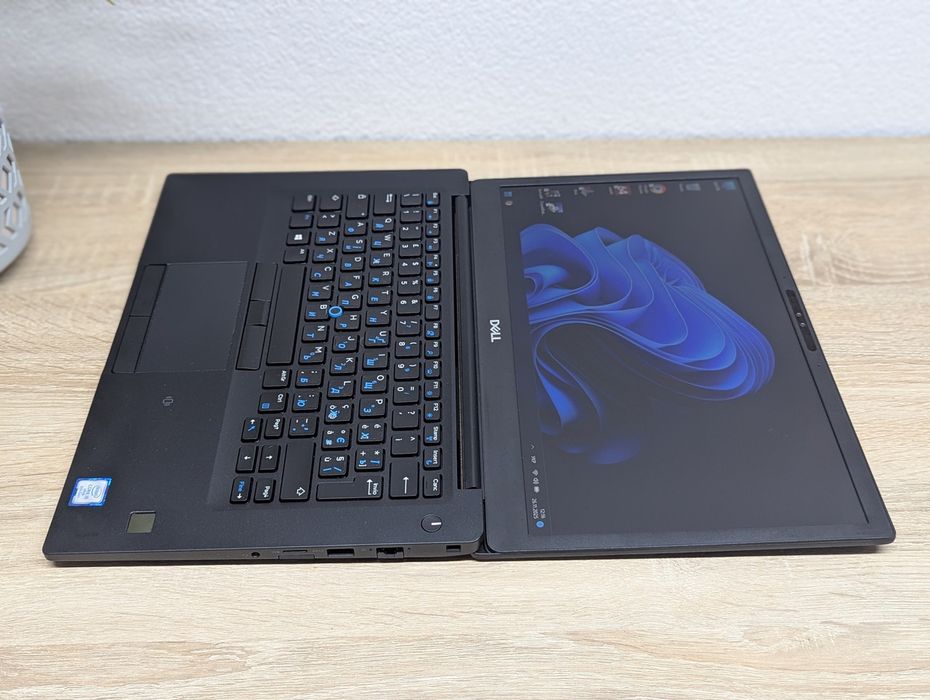 Продам потужний ноутбук Dell Latitude 7490