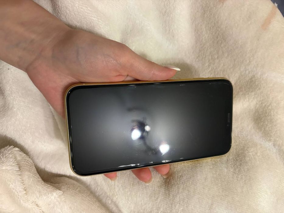 Продам Iphone Xr 64gb