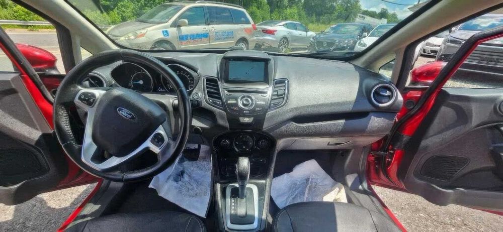 Ford Fiesta Titanium      2016