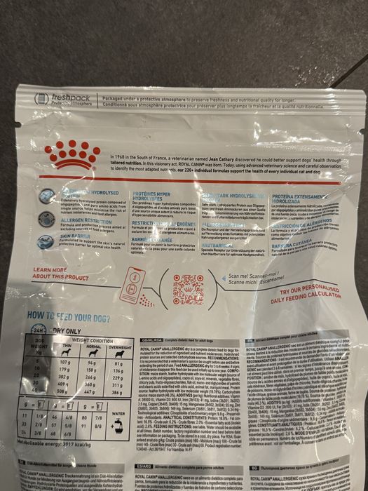 dwa opakowania karmy Royal Canin Anallergenic