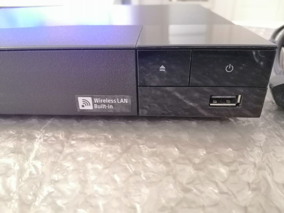 Мультимедийный плеер Sony Blu-ray.
