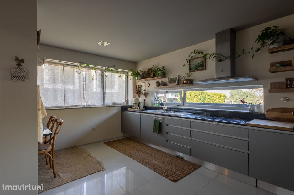 Moradia T5 de 3 Frentes em Ermesinde – Condomínio Fechado