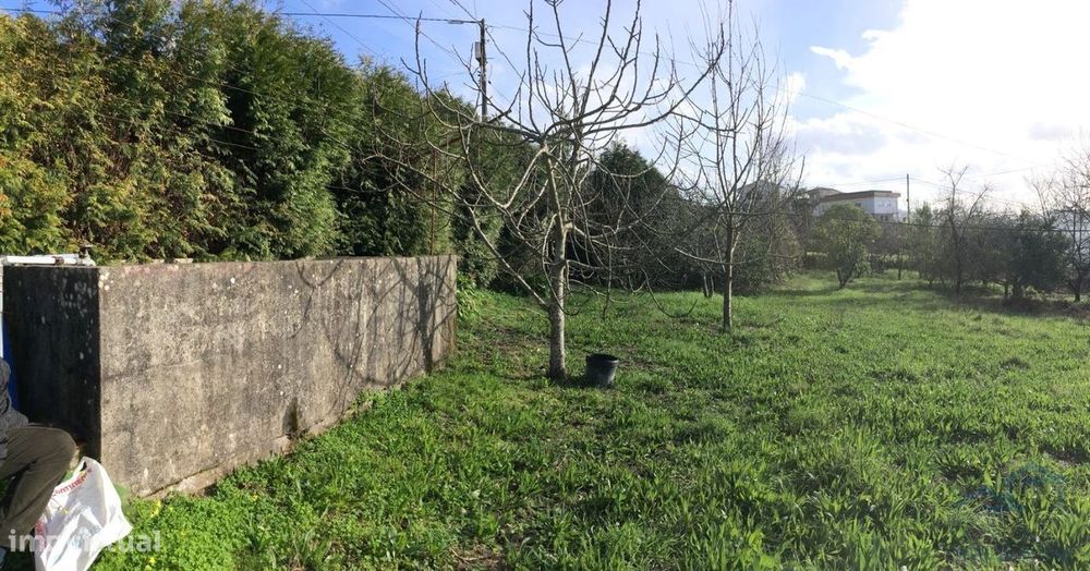 Terreno em Souselo - Cinfães