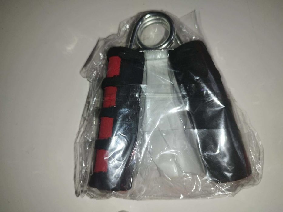 Przyrząd do trenowania przedramienia / ściskania