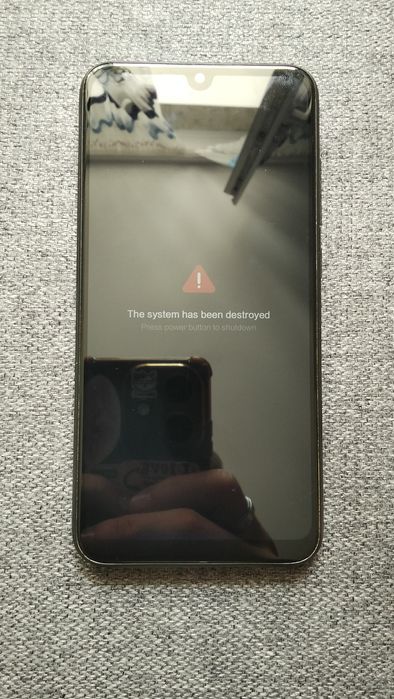 Xiaomi Redmi Note 7 під відновлення або на запчастини / Bootloop