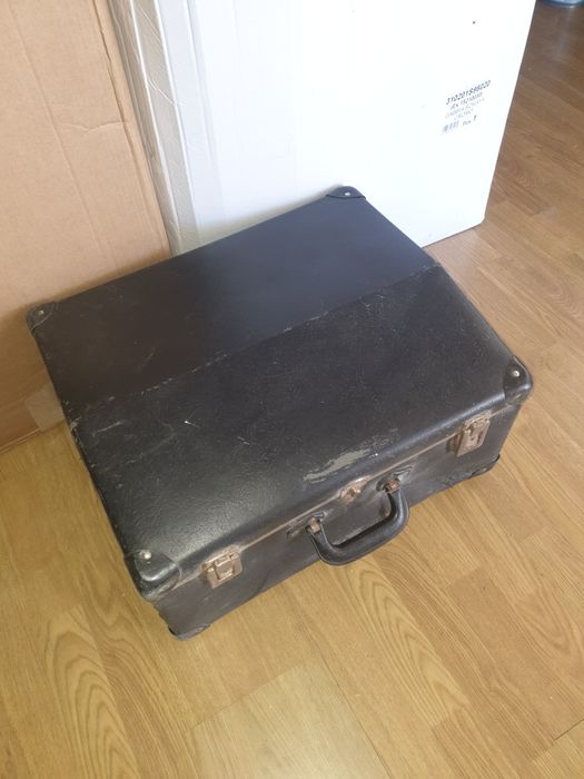 Mala de viagem antiga