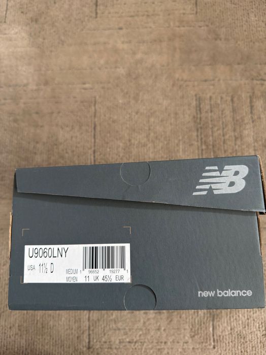 Buty New Balance U9060LNY 45,5