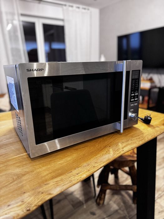 Kuchenka mikrofalowa Sharp R-925STW