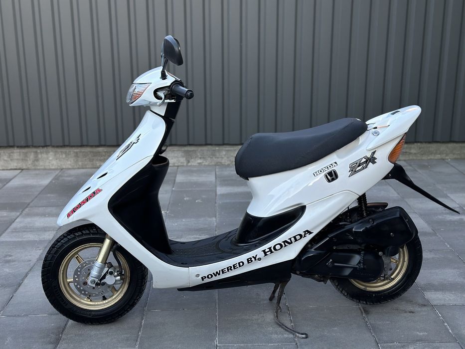 Скутер Honda Dio 35 ZX в гарному стані