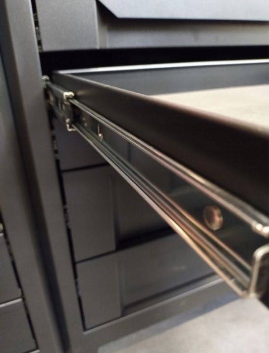 Комплект меблів для майстерні гараж шафа верстак для гаража 3.70м стіл