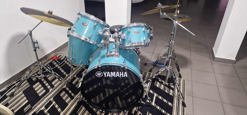Bateria Yamaha Rydeen e Conjunto Evans Soundoff