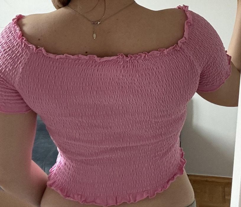 Różowa hiszpanka z falbanką