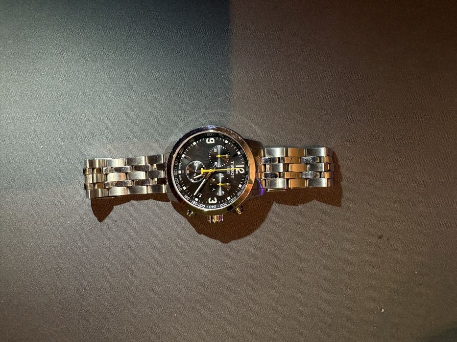 Годинник tissot prx 200