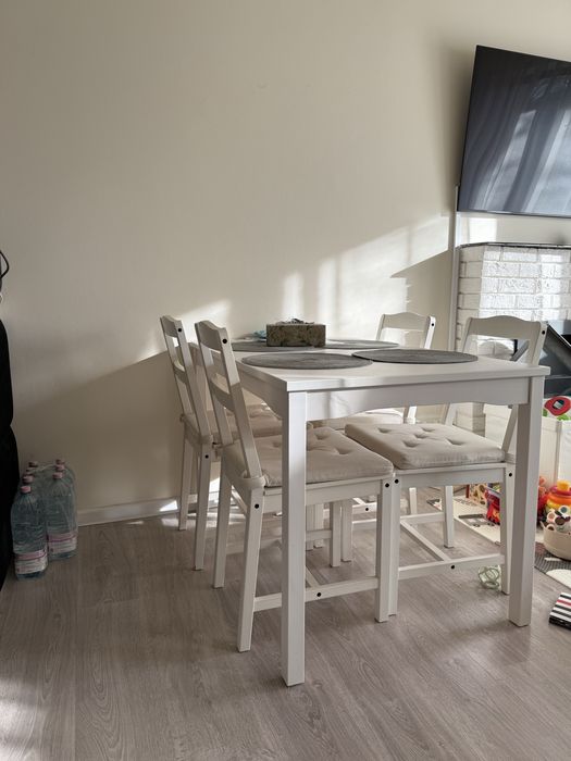 Biały Stół Z  Krzesłami IKEA HAUGA