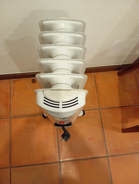 Aquecedor a óleo 1200w