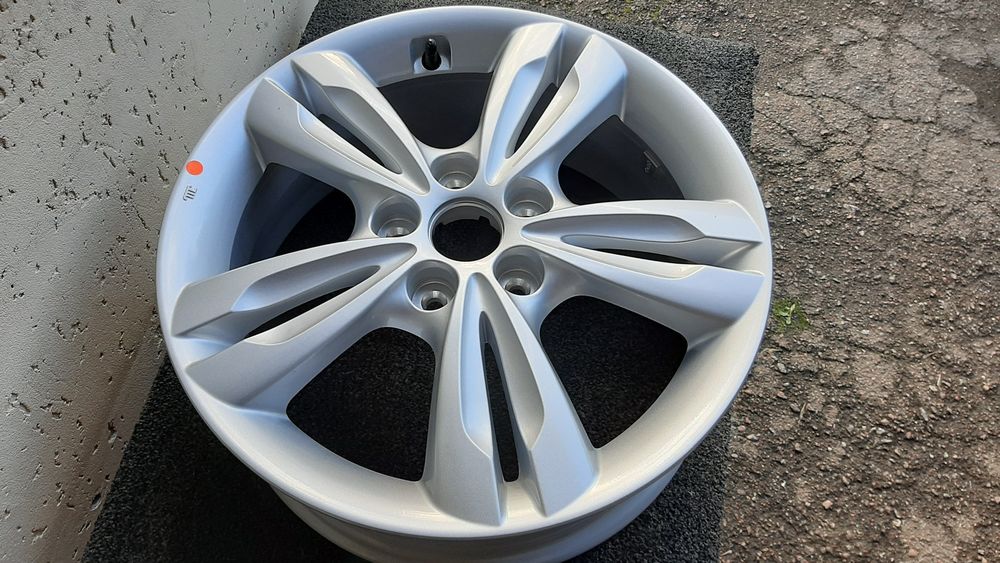 Диск Hyundai IX35-Tucson 5x114.3 R17 оригінал