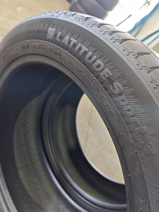 255/45/20 Michelin/Pirelli