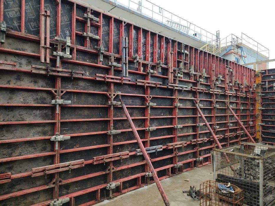 UŻYWANE PERI DOMINO komplet szalunków ściennych + osprzęt 336,69m2