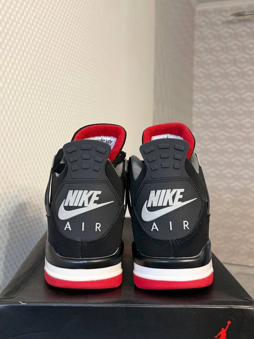 Чоловічі Nike Air Jordan 4 Retro Bred