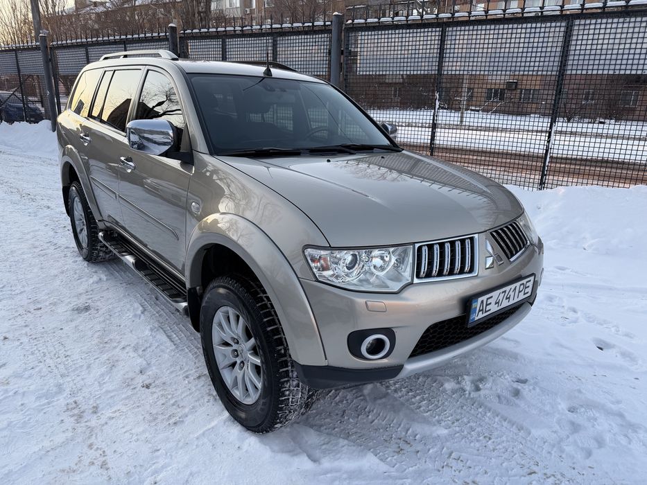 Mitsubishi Pajero Sport 2012 Дизель