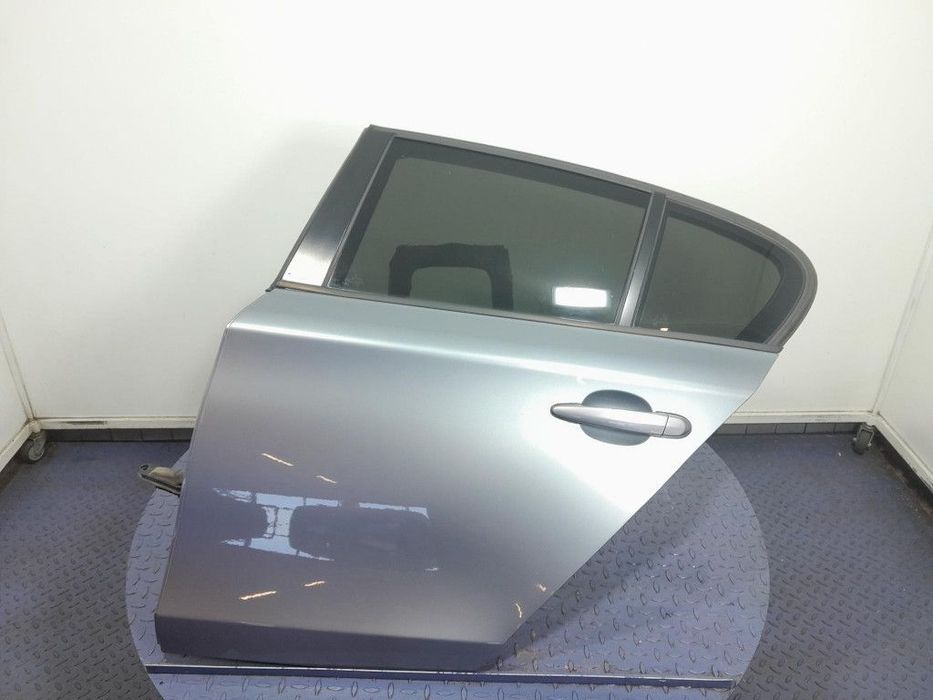 BMW 1 E87 DRZWI TYŁ TYLNE LEWE A18