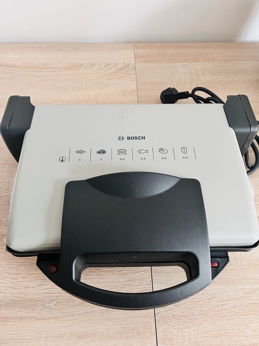 Grill elektryczny Bosch TFB3302v NOWY