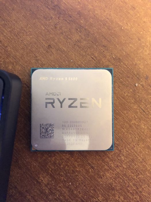 Процесор AMD Ryzen 5 5600 ідеальний стан