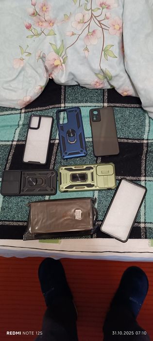 Чохли для редмі нот 12s