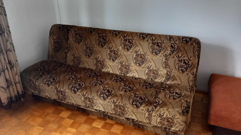 Wersalka rozkładana z pojemnikiem na pościel-120x200-transport