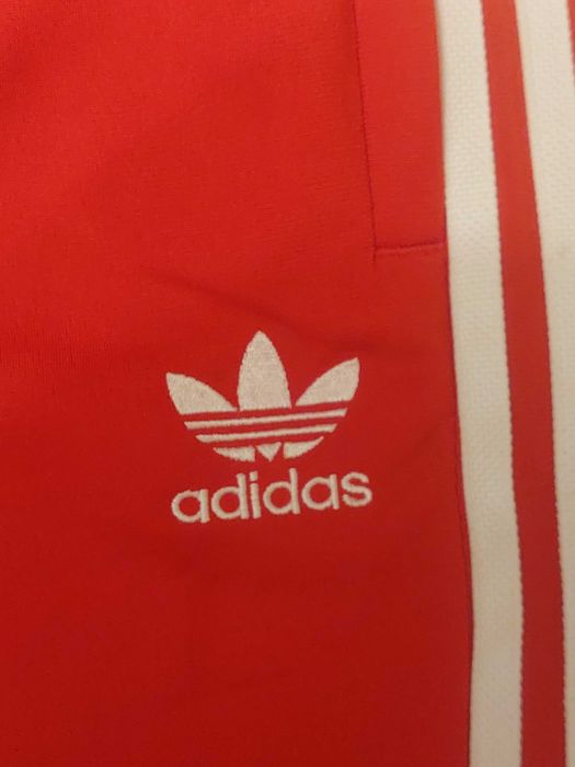 Spodnie dzieciece adidas originals jak nowe