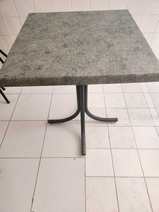 Mesas, Cadeiras , máquina de lavar louça, ,congelador, Balcão medeira