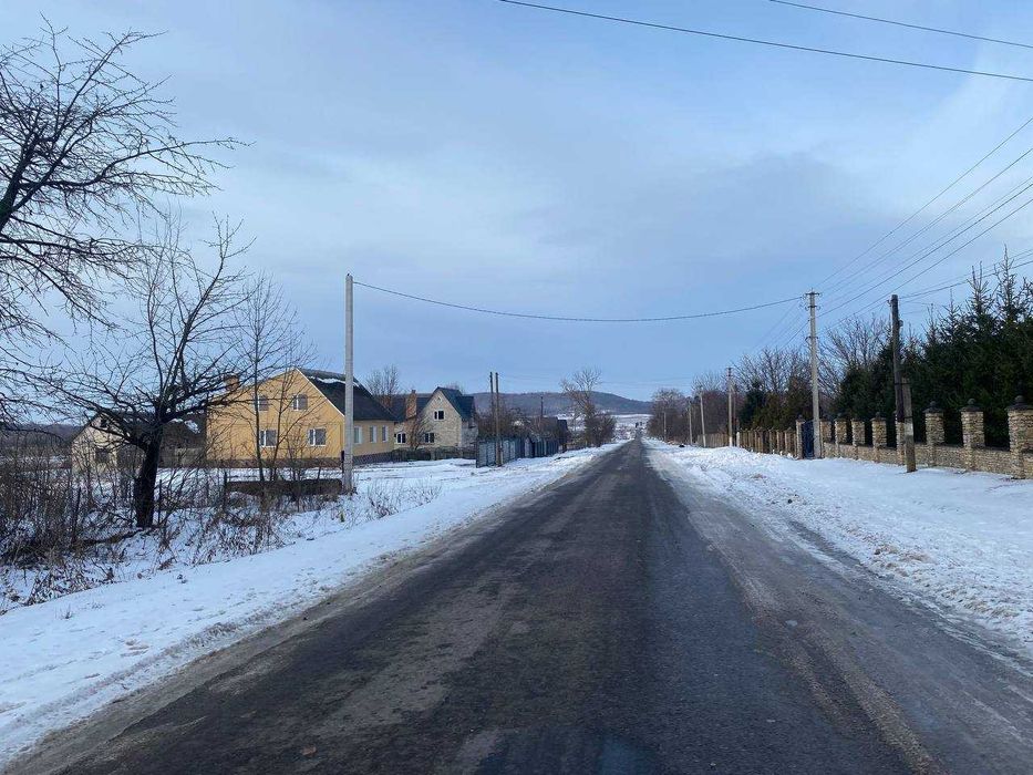 Продам ділянку в центрі Варковичів 44 сотих