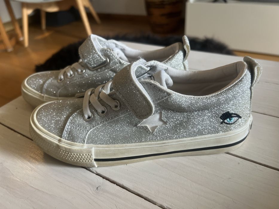 Buty dziewczęce z brokatem