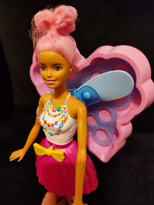 Lalka Barbie Bąbelkowa Wróżka Bańki